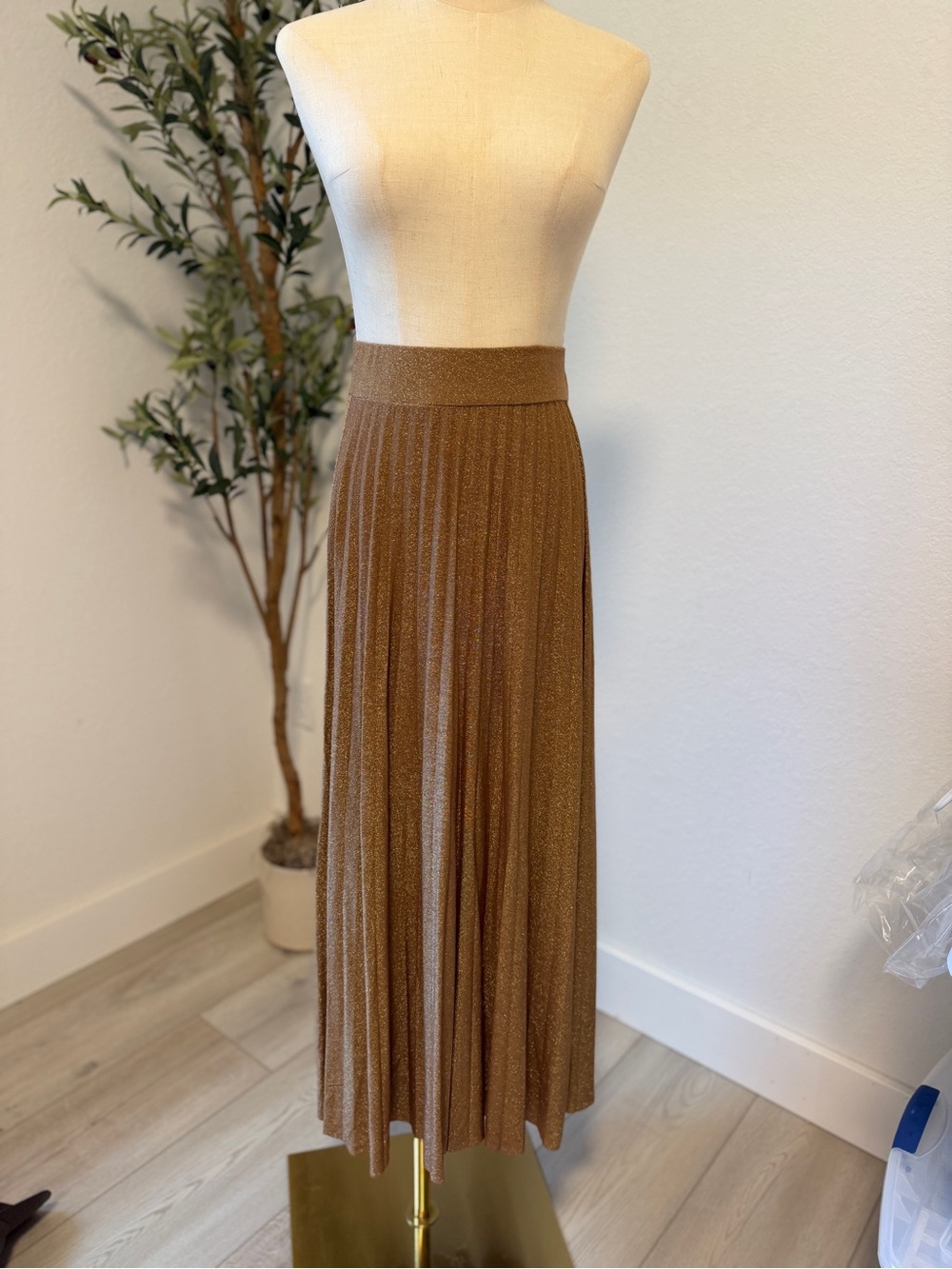 Metallic Brown Pleated Maxi Skirt [ Long 37” ]